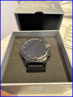New Sky Golf SkyCaddie LX5 GPS Watch Black NEW IN BOX New Sky Golf SkyCaddie LX5 GPS Watch Black NEW IN BOX