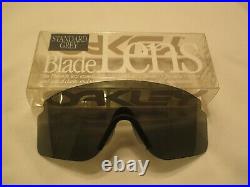Oakley Razor Blades 1989 New In Box Standard Grey Lens W Grey Nose Pc Vintage