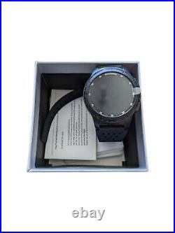 SkyCaddie LX5 GPS Golf Smartwatch with 3 Year Unused Subscription in Box NEW