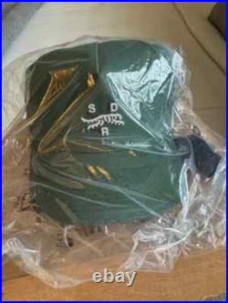 TIGER WOODS Sun Day Red Pines Hibrid Hat WITH TEES NEW WITH BOX SOLD OUT